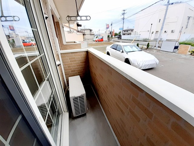 【バルコニー】