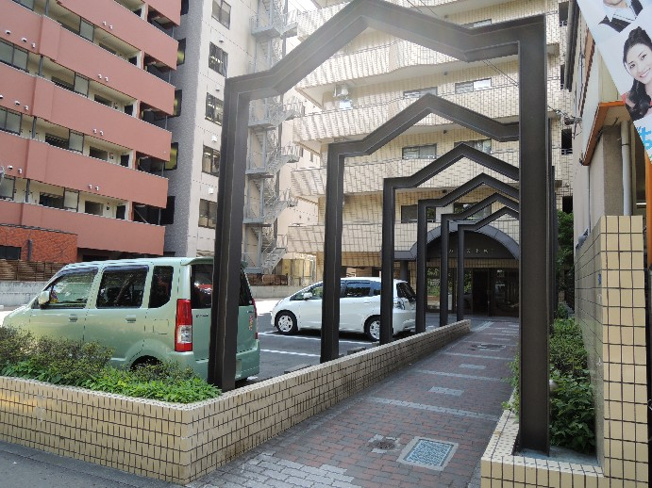【エントランス】パレス上杉