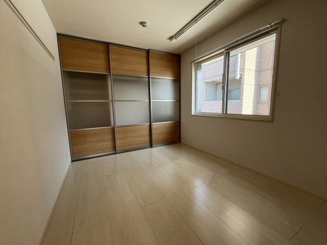 【寝室】グランメゾン霞