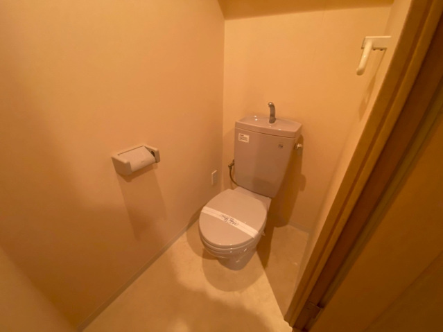 ※同マンション別部屋の参考写真です。 