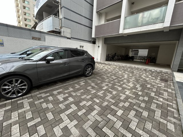 【駐車場】グラビスコート白島