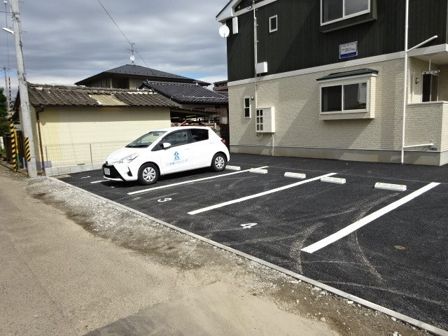 【駐車場】コンフォート　メゾン　プラム