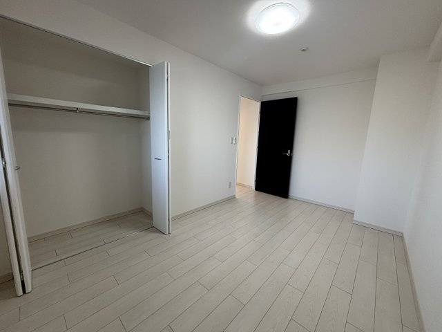 【寝室】ドゥーエ仙台イーストⅡ