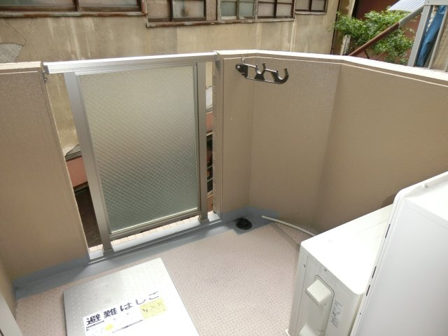 【バルコニー】ウイング稲荷町