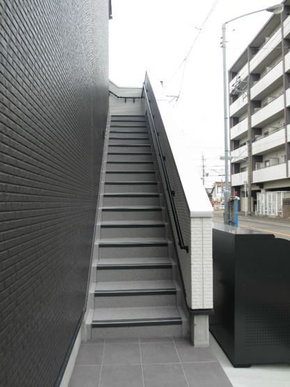 【外観】リヴェール本陣