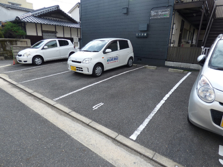 【駐車場】Goto apartment 
