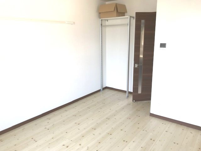 【寝室】アリュール薬師堂駅前 