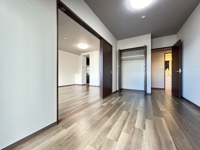 【寝室】BANKARA PLACE 