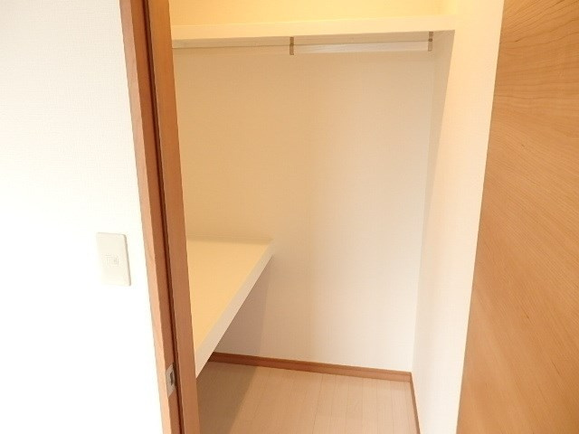 【収納】インフィニティ富沢壱番館
