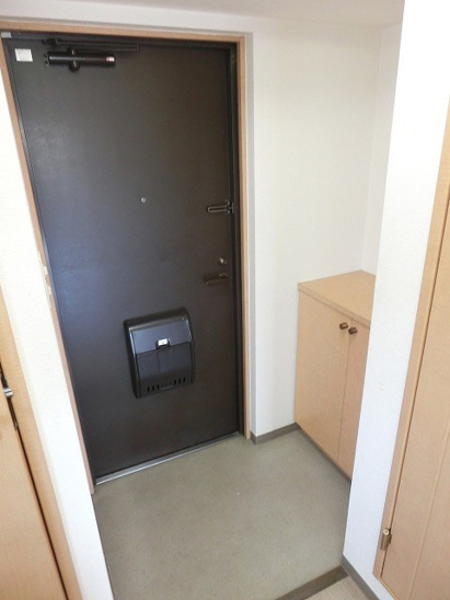【玄関】ベルレージュ二葉の里 