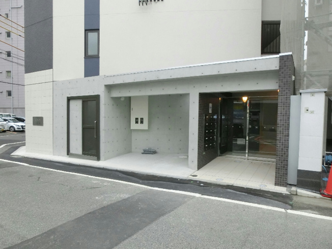 【エントランス】フレンドリー京橋