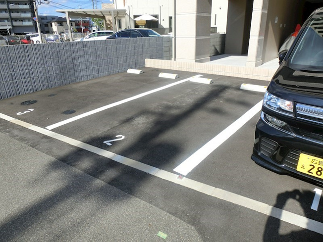 【駐車場】ヒルズ向洋駅前