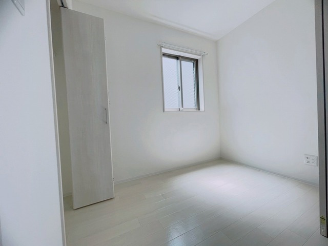 【寝室】月光江波東四番館