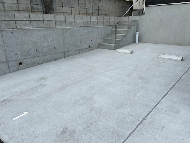 【駐車場】シャインライズ楽々園
