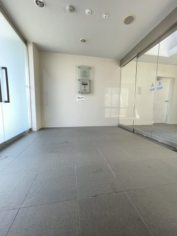 【エントランス】グラビスコート舟入中町 