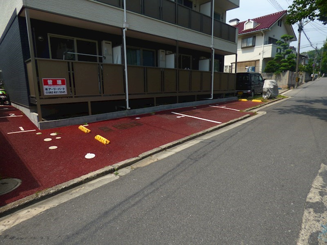 【駐車場】グラバーヒル尾長東
