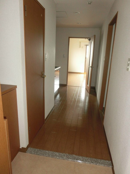 【玄関】アンフィニ河原町