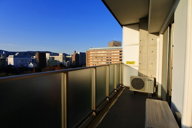 【バルコニー】グランドポレストーネ大手町弐番館