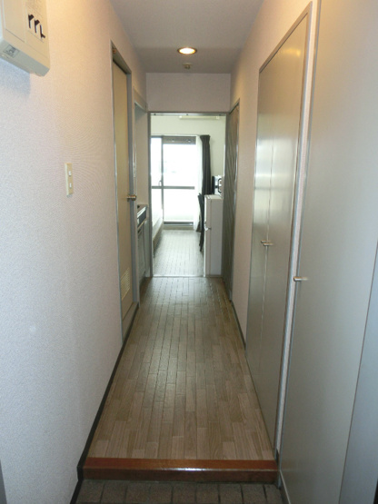 【玄関】グランディール横川