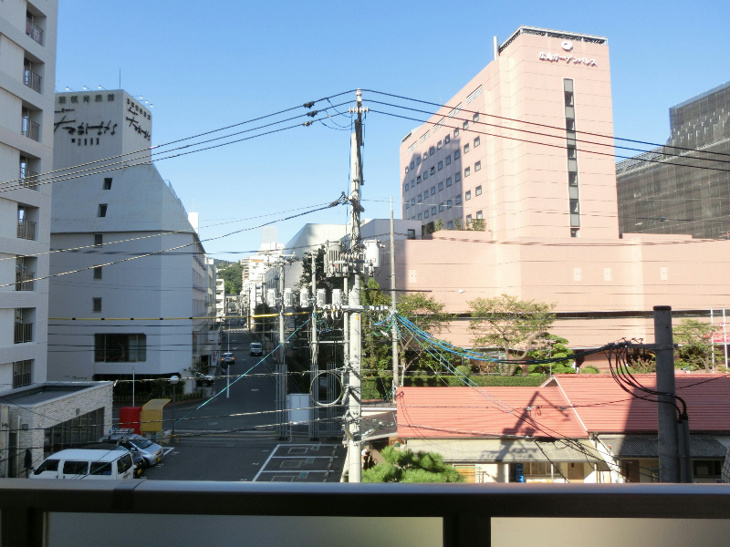 ※同マンション別部屋の参考写真です。 
