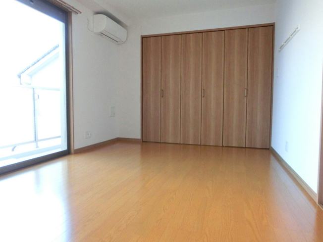 ※同マンション別部屋の参考写真です。