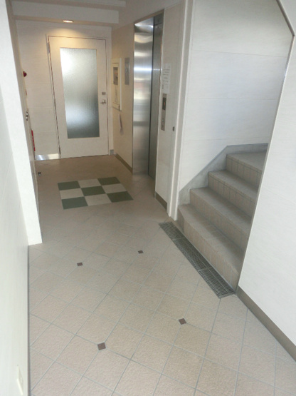 【ロビー】ライサ小町