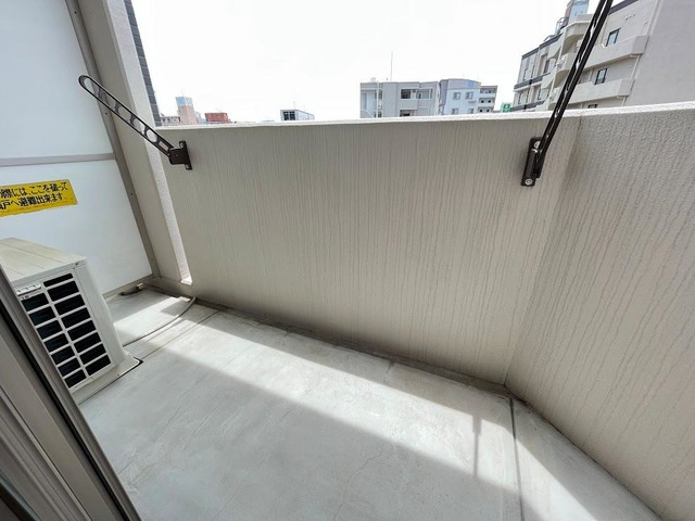 【バルコニー】プラージュ広島駅前 