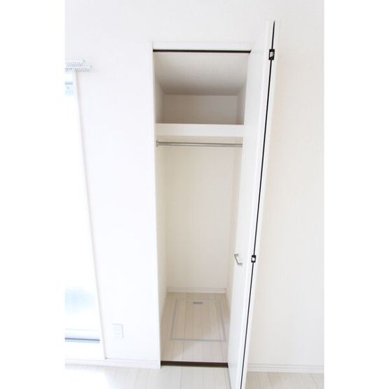 同タイプのお部屋の写真となります。