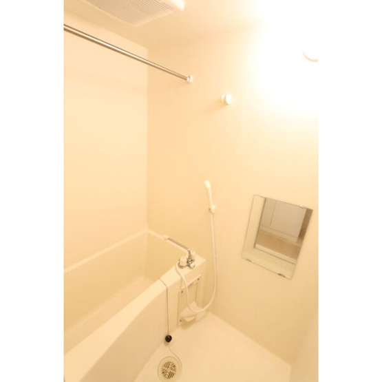 同タイプのお部屋の写真となります。
