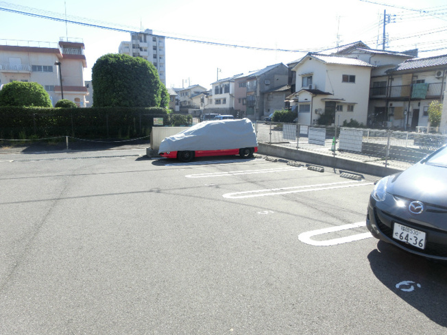 【駐車場】ブルートップC棟