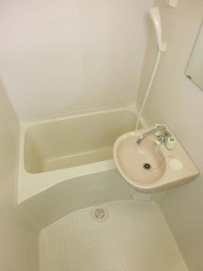 ※同マンション別部屋の参考写真です。