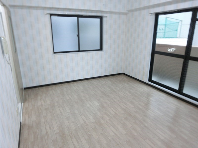 ※同マンション別部屋の参考写真です。