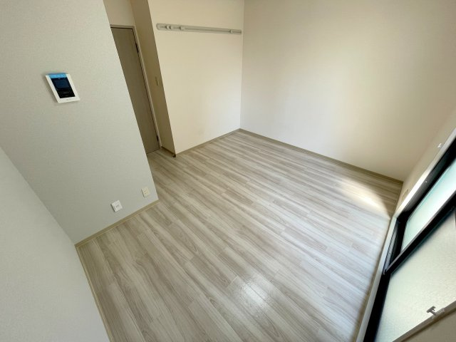 【寝室】 | ファミール麻野