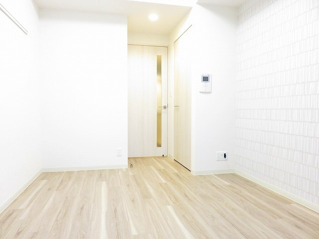 【寝室】プレサンス広小路通　葵