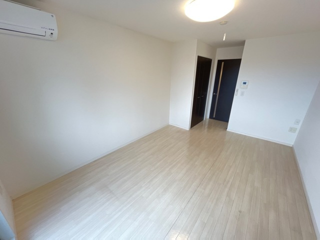 【寝室】コニーアパートメント 