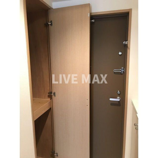 【玄関】