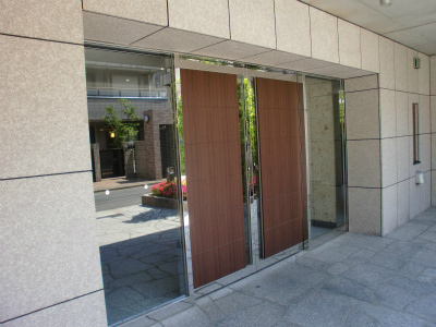 【エントランス】メゾンカルム西新宿