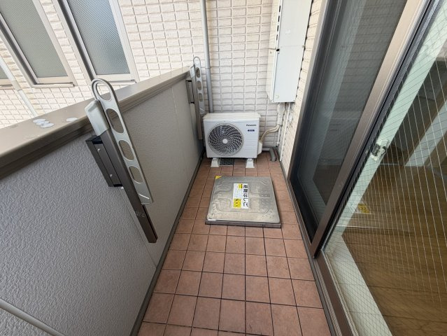 【バルコニー】ラシーネ錦町