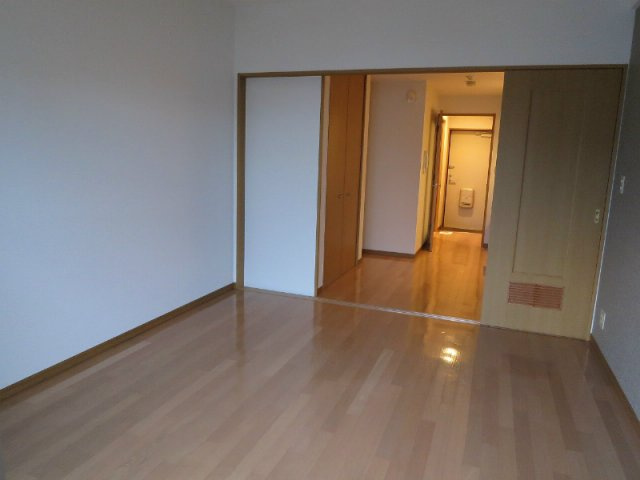 【寝室】MuMoMi上沢