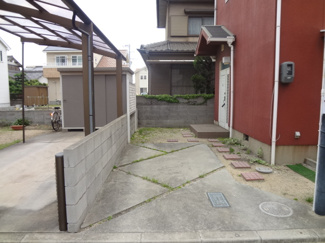 【駐車場】
