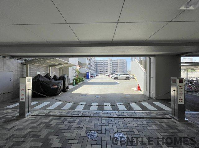 エイルマンション福岡東の駐車場