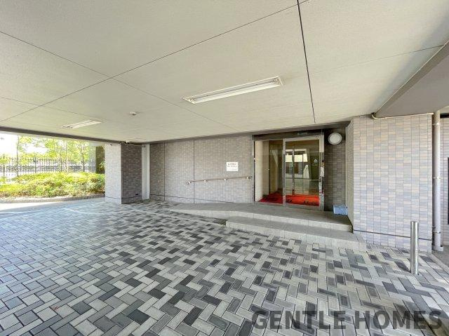 エイルマンション福岡東のエントランス