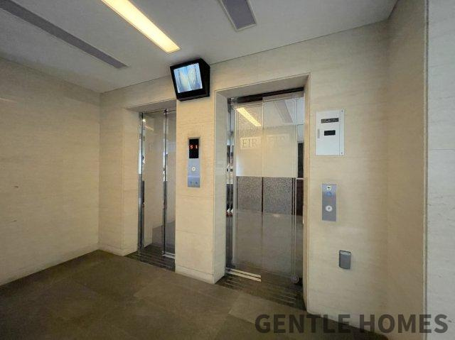 エイルマンション福岡東のエントランス