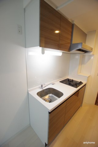 ラ・フォルム天満橋EAST　仲介手数料無料のキッチン