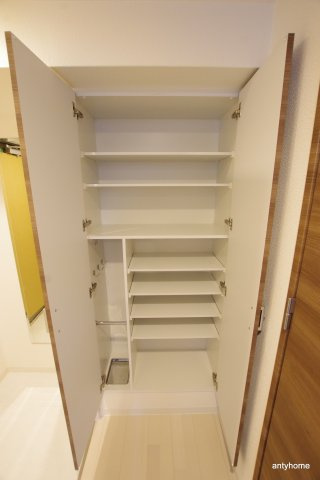 ラ・フォルム天満橋EAST　仲介手数料無料の収納