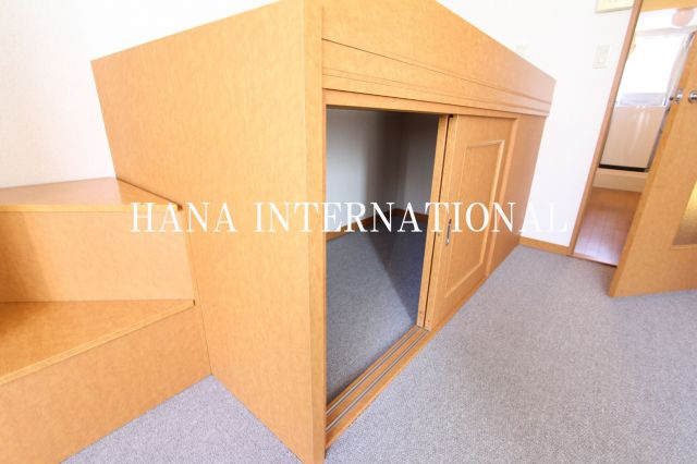 レオパレスシャルムⅡの収納