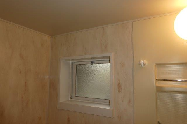 セジュール城之内Ｂの浴室|浴室窓