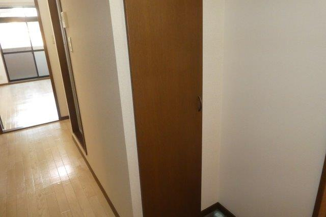 エステート山下の内装|シューズボックス