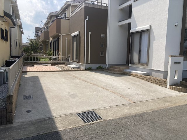 前橋市三俣町3丁目　中古住宅の駐車場|駐車場の用意があります