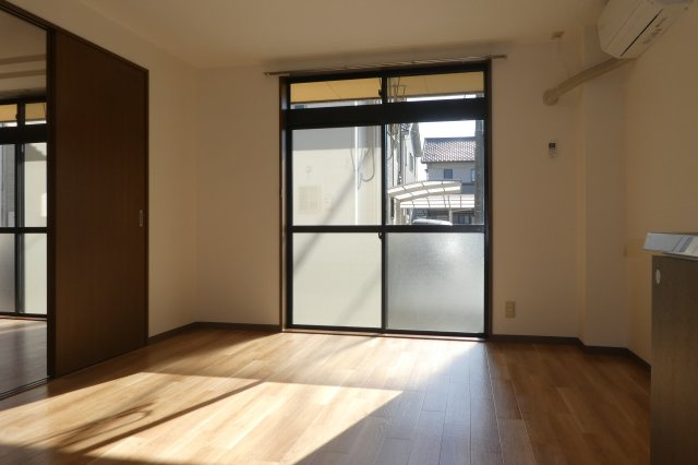 コンフォートの居間・リビング